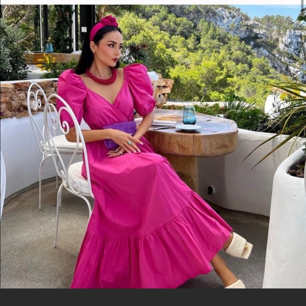 ZARA | NWT FUCHSIA PUFF SLEEVES MIDI DRESS BLOGGERS FAVORITE
